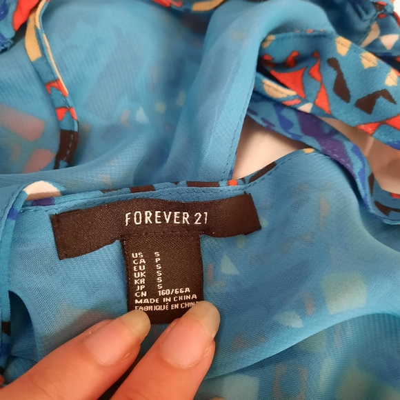 Forever 21 rompers Size S - Picture 3 of 4